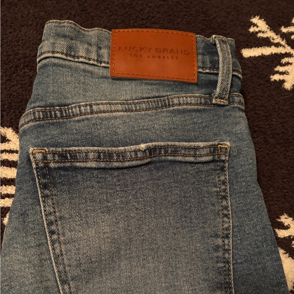 Women’s Lucky Brand jeans